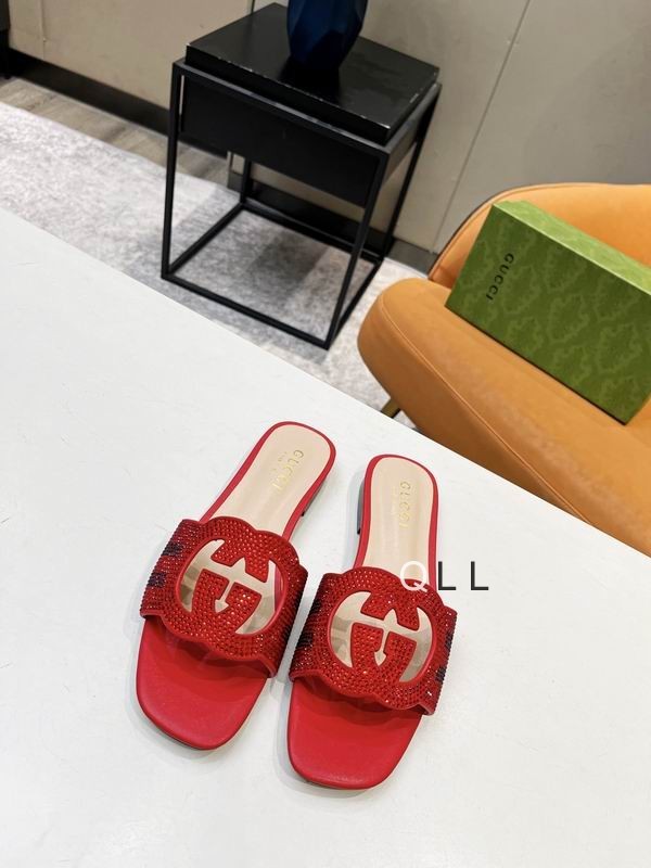 Gucci Women's Slippers 342